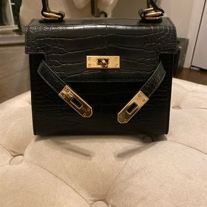 NWT Faux croc mini bag with strap